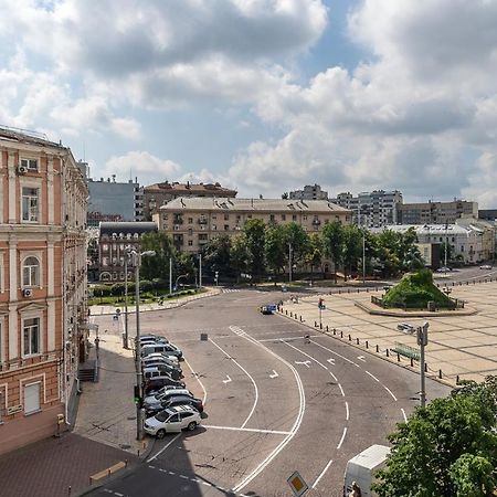 View On Sofievskaya Square Apartment Киев Екстериор снимка