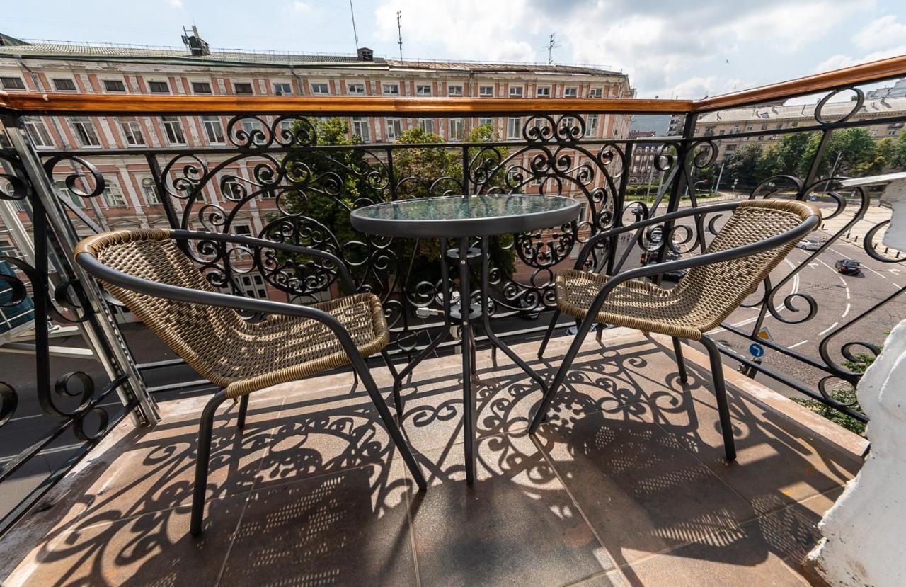View On Sofievskaya Square Apartment Киев Екстериор снимка