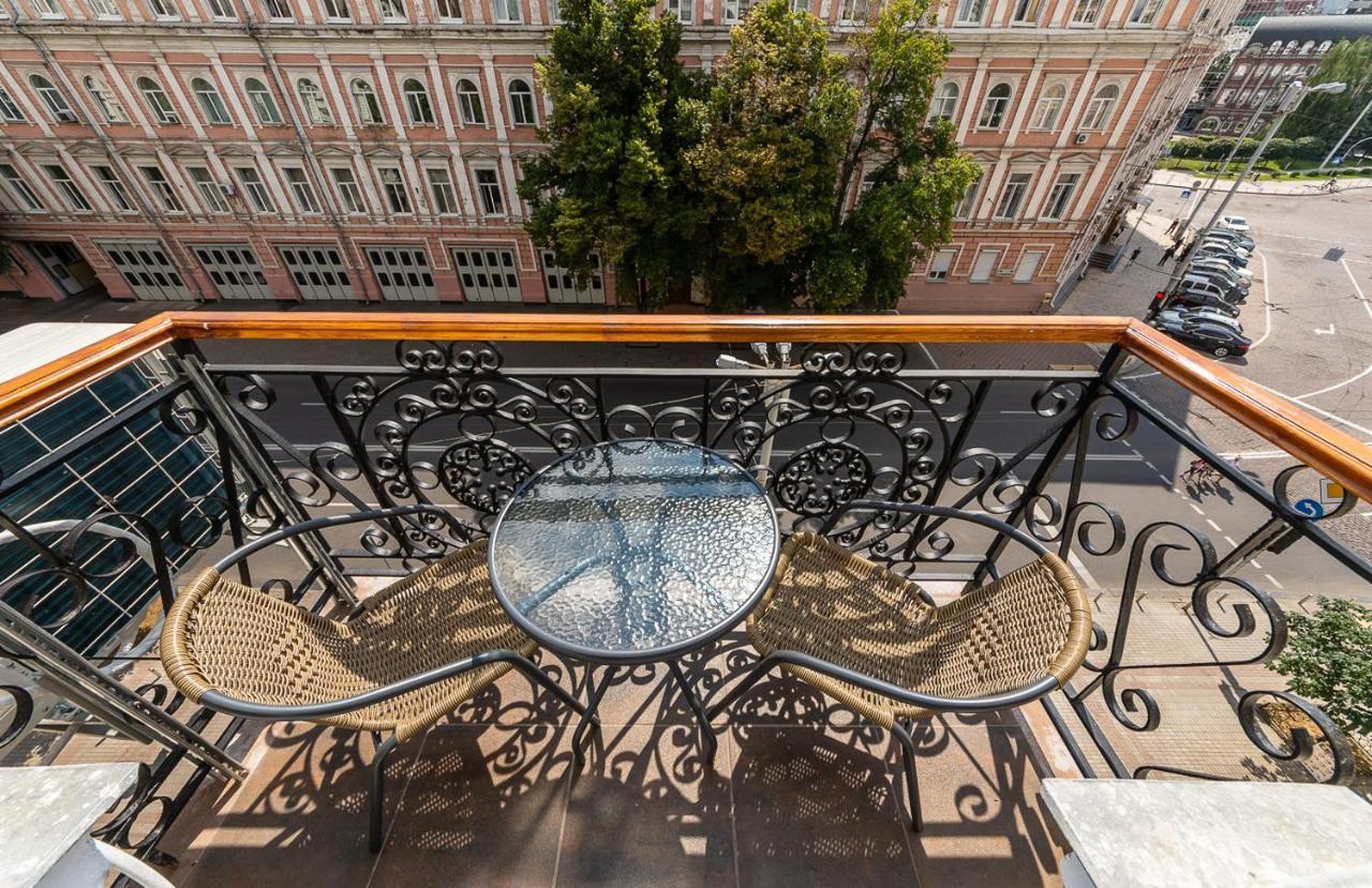 View On Sofievskaya Square Apartment Киев Екстериор снимка